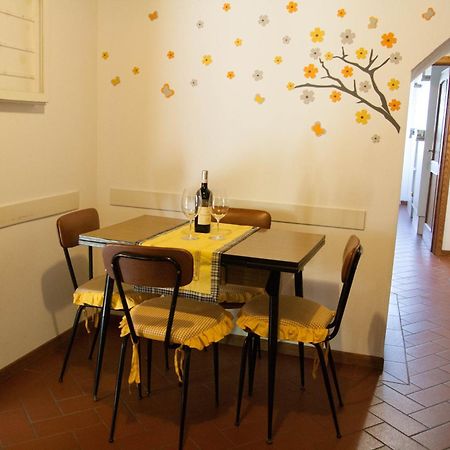 Appartement Casa Velia à Uzzano Extérieur photo