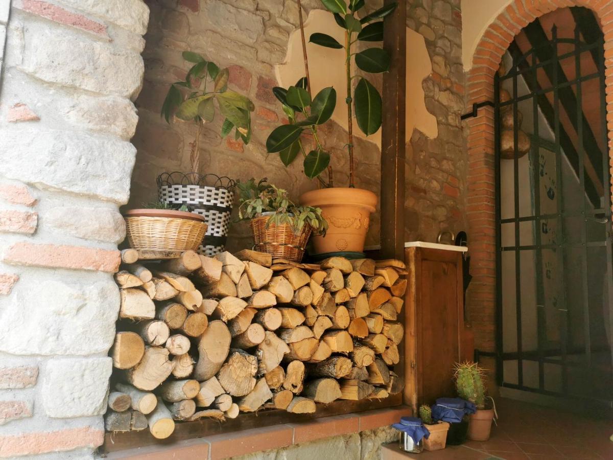 Appartement Casa Velia à Uzzano Extérieur photo